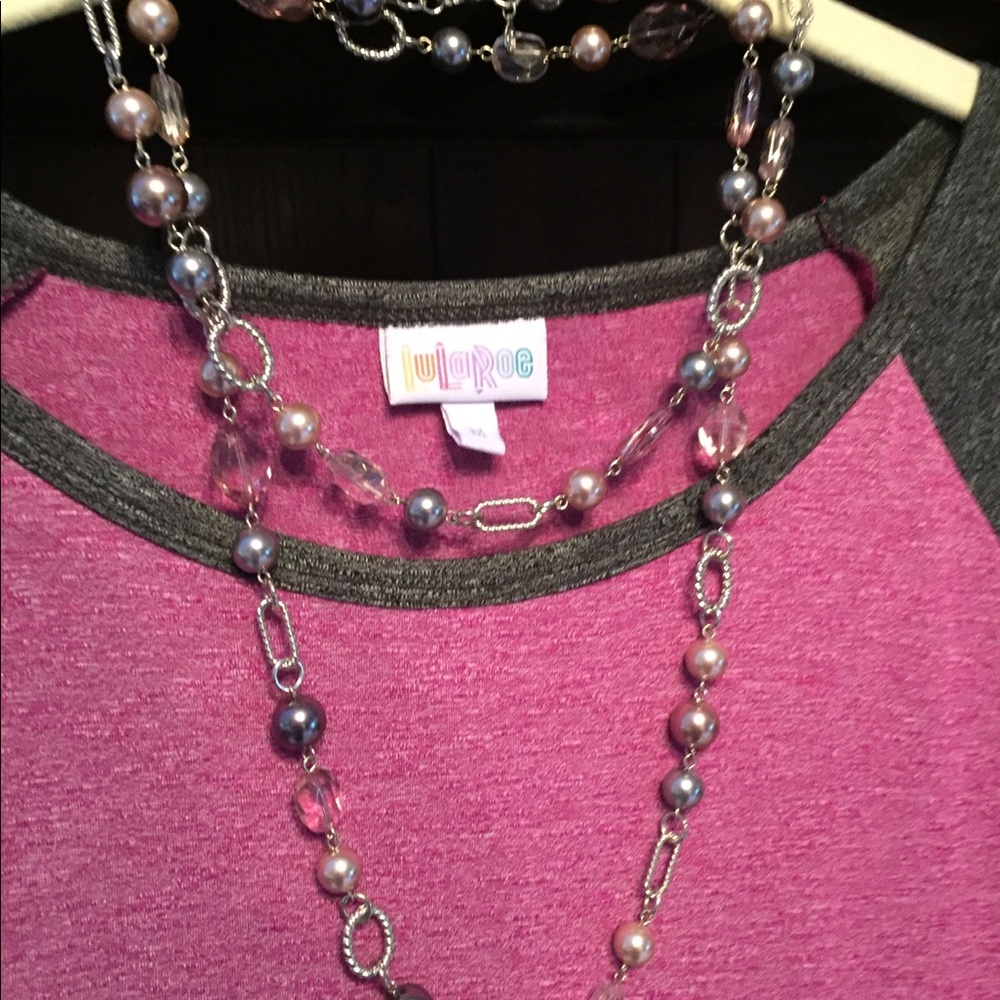 EUC Premier Designs Newport necklace